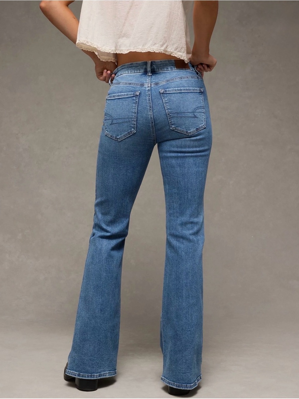 NWOT American Eagle AE Super High-Waisted Flare Jean - Picture 2 of 9